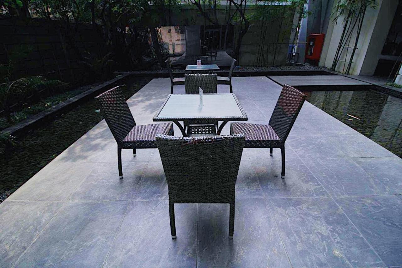 Boonrumpa Accommodation Bangkok Ngoại thất bức ảnh