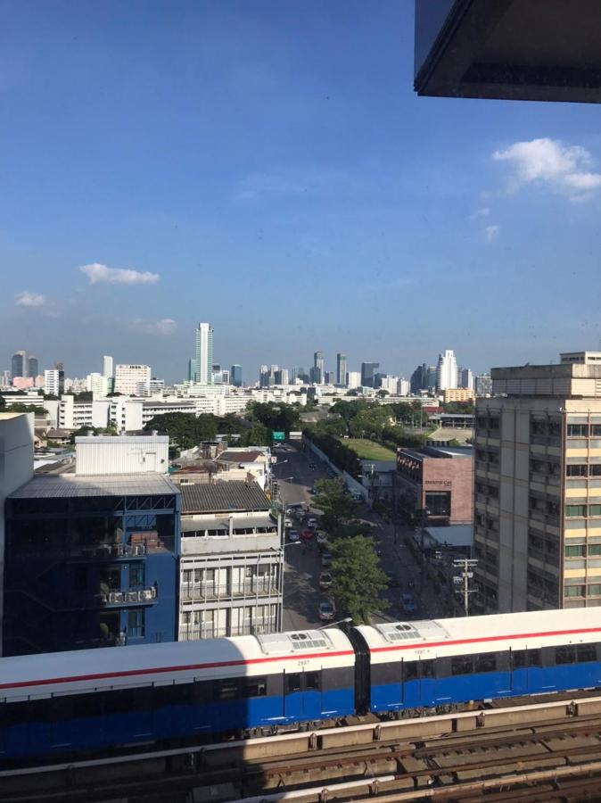 Boonrumpa Accommodation Bangkok Ngoại thất bức ảnh