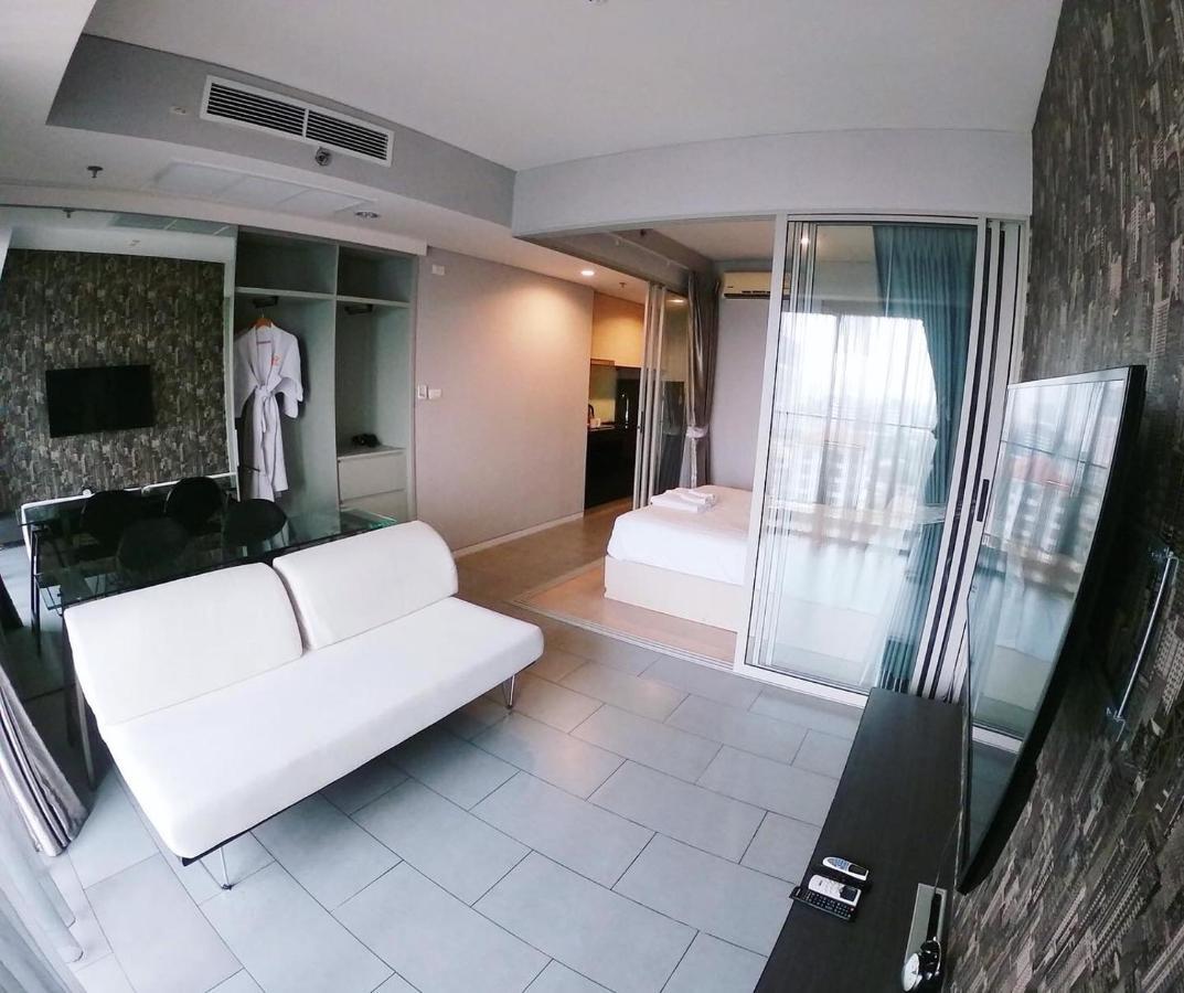 Boonrumpa Accommodation Bangkok Ngoại thất bức ảnh