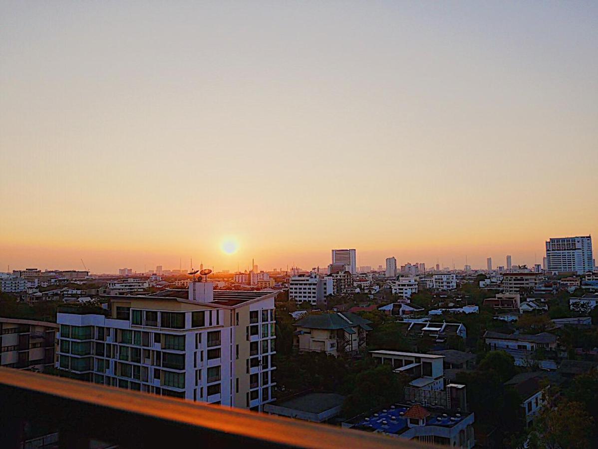 Boonrumpa Accommodation Bangkok Ngoại thất bức ảnh